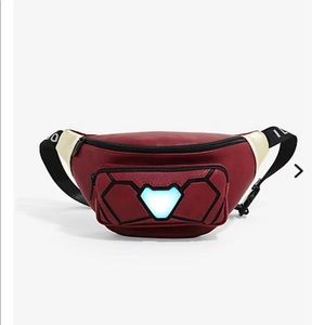 Marvel Iron Man Arc Reactor Light-Up Fanny Pack